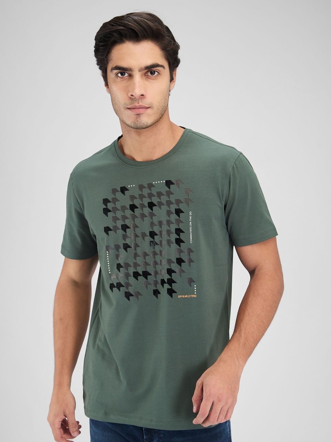 SPYKAR Men Typography Applique Slim Fit T-shirt