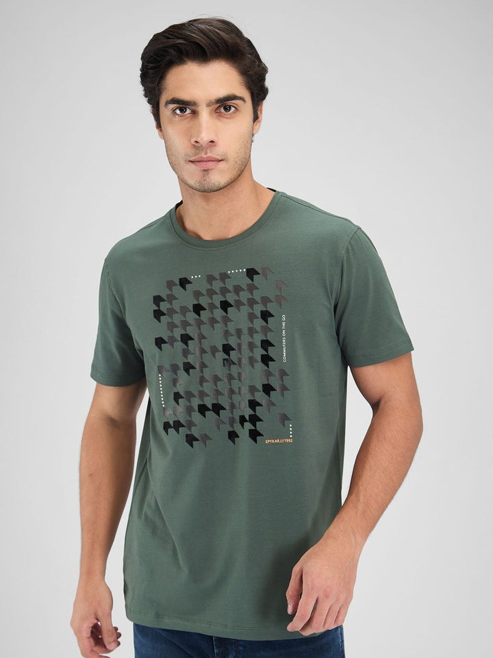 SPYKAR Men Typography Applique Slim Fit T-shirt