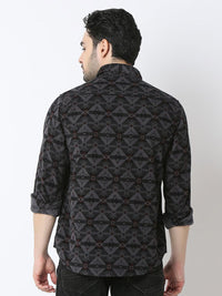 SPYKAR Men Slim Fit Spread Collar Geometric Printed Casual Shirt