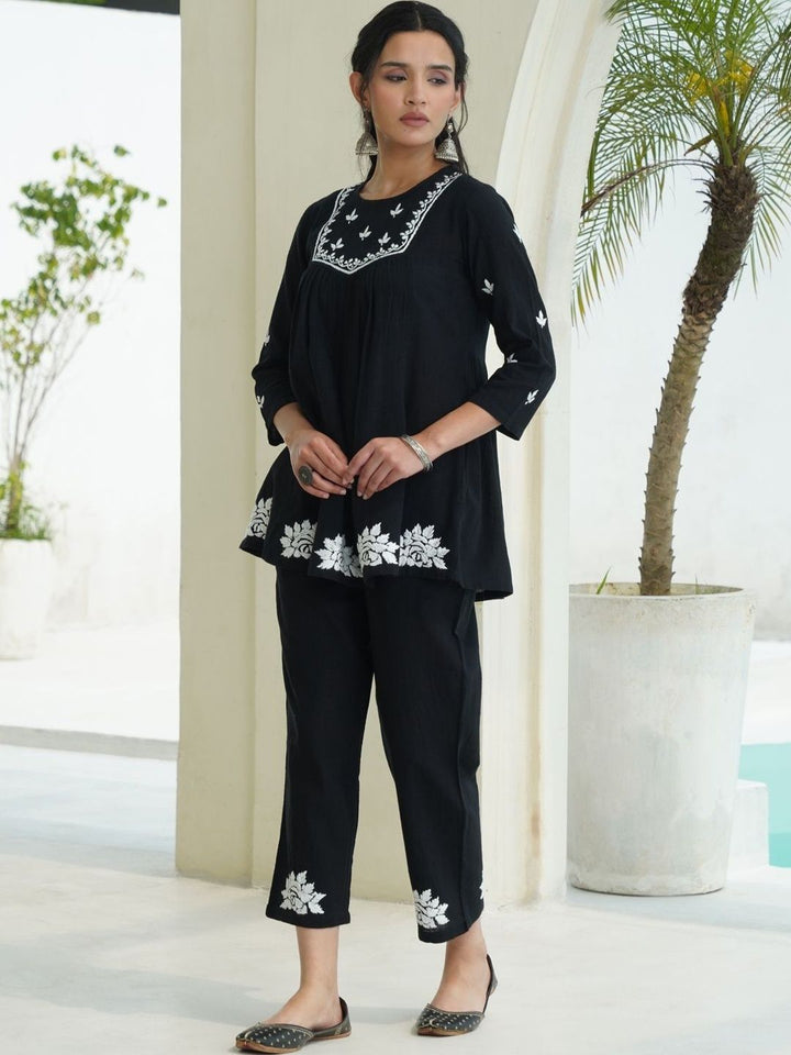 House of Chikankari Black 2 Pieces Cotton Solid Tunic with Trousers Co-Ord Set