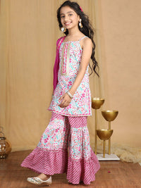 Cutiekins Girls Floral Printed Regular Gotta Patti Kurta with Sharara & With Dupatta