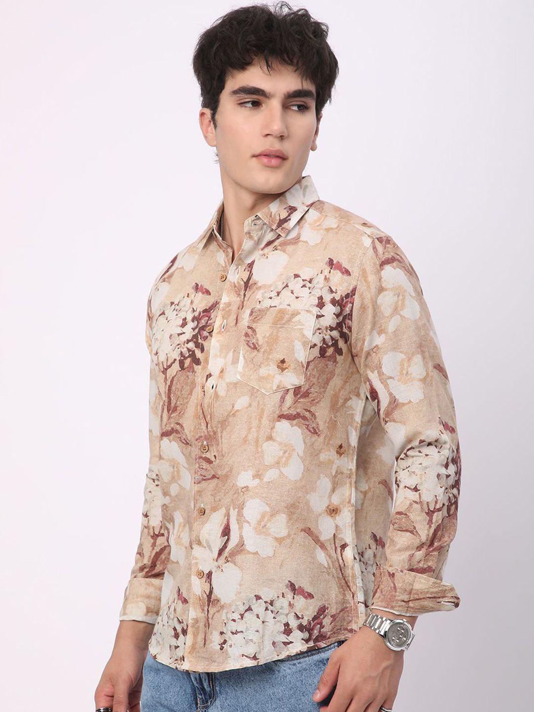 VASTRADO Men Classic Slim Fit Floral Opaque Printed Casual Shirt