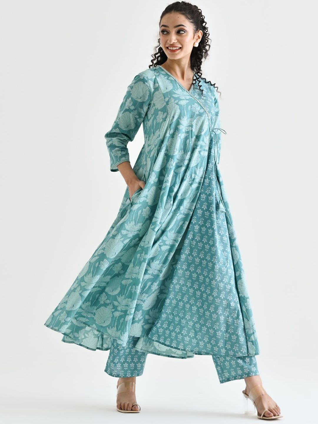 Rustorange Women Floral Printed Kurta