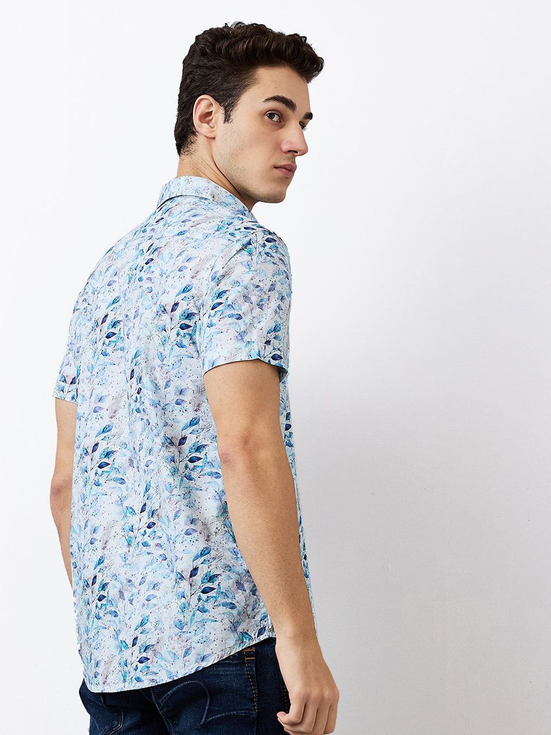 SPYKAR Men Spread Collar Floral Printed Cotton Casual Shirt