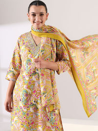 Mamicha Women Floral Printed Regular Thread Work Kurta with Trousers & With Dupatta