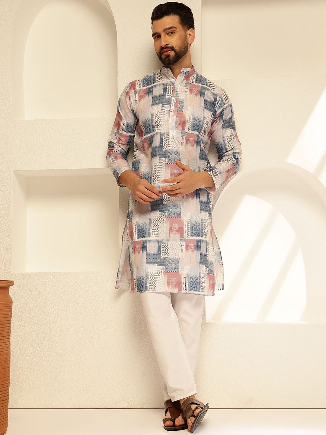 SOJANYA Geometric Printed Cotton Straight Kurta