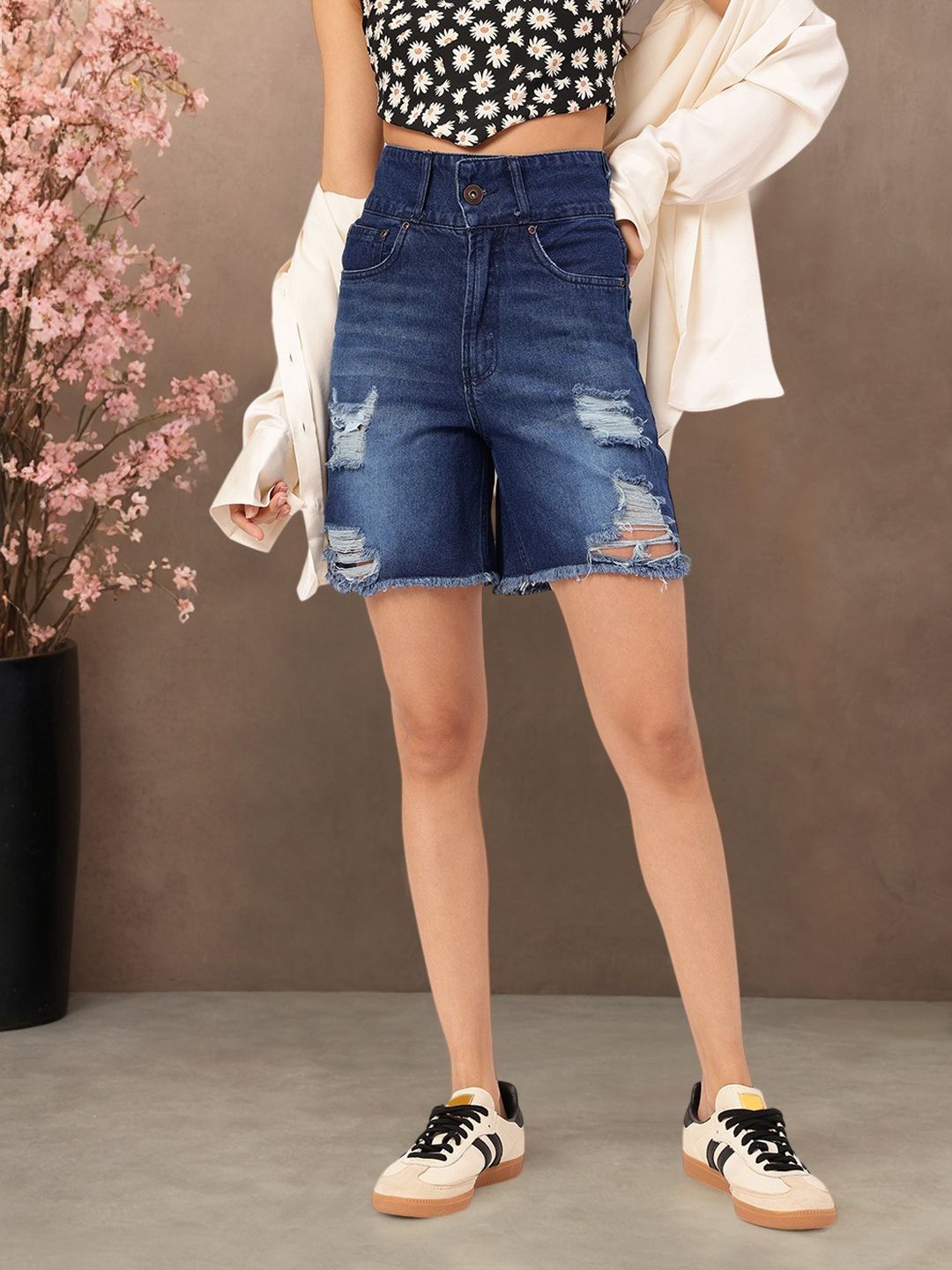 DressBerry Women Ripped Cuts High-Rise Frayed Denim Shorts