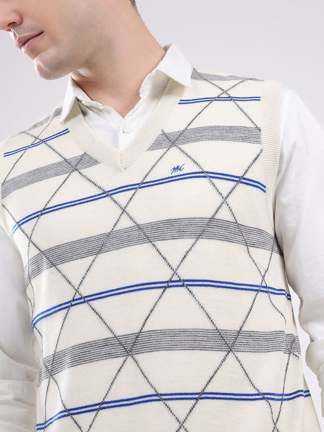 Monte Carlo Men Geometric Printed V-Neck Ribbed Sweater Vest