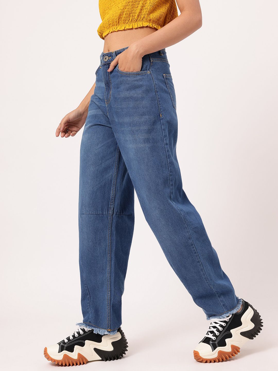 DressBerry Women Frayed Finds Relaxed Jeans
