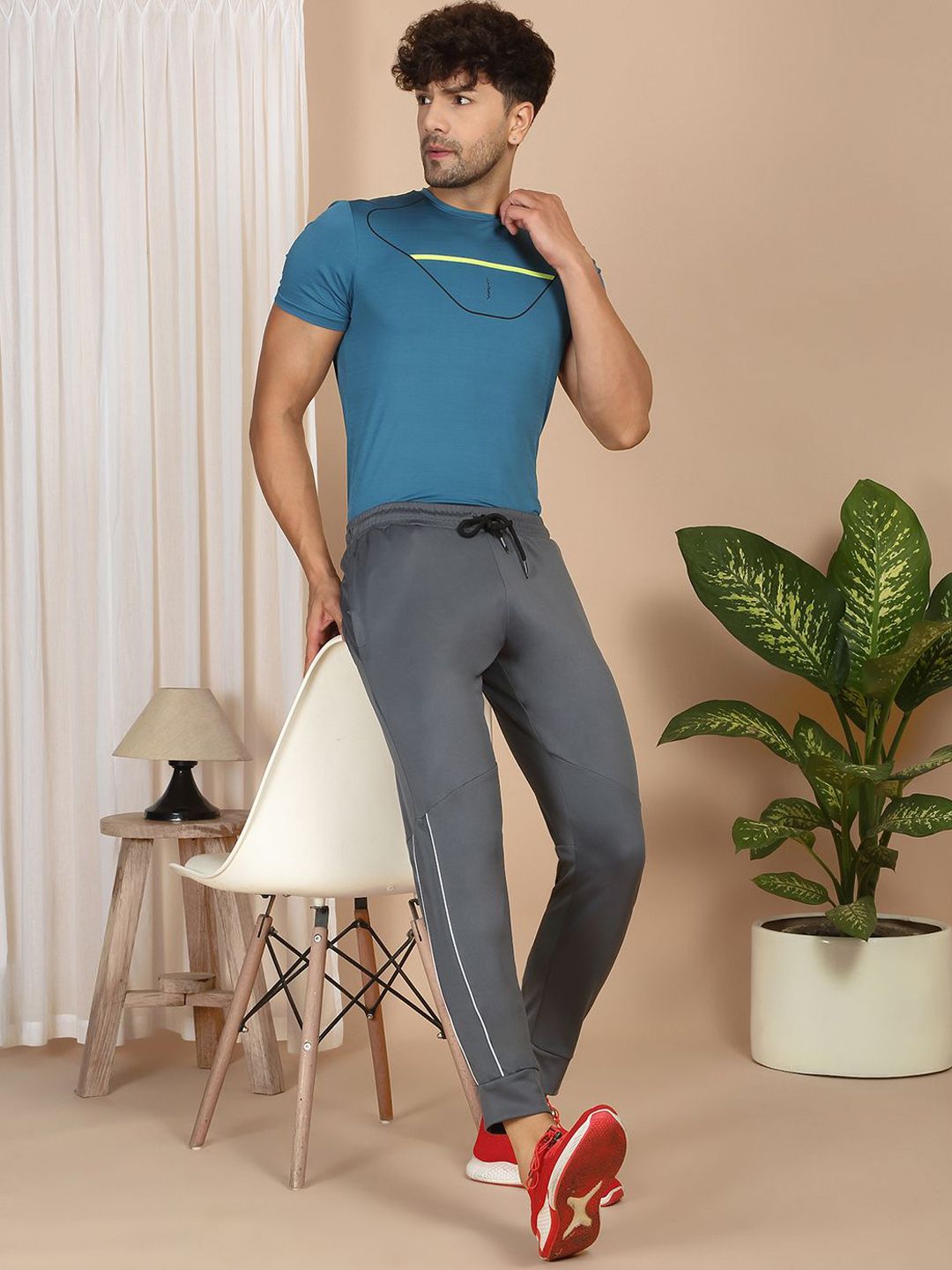 Sweet Dreams Men Cotton Mid-Rise Regular Fit Joggers