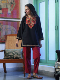 House of Chikankari Women Black Cotton Aari Sulam Kurta