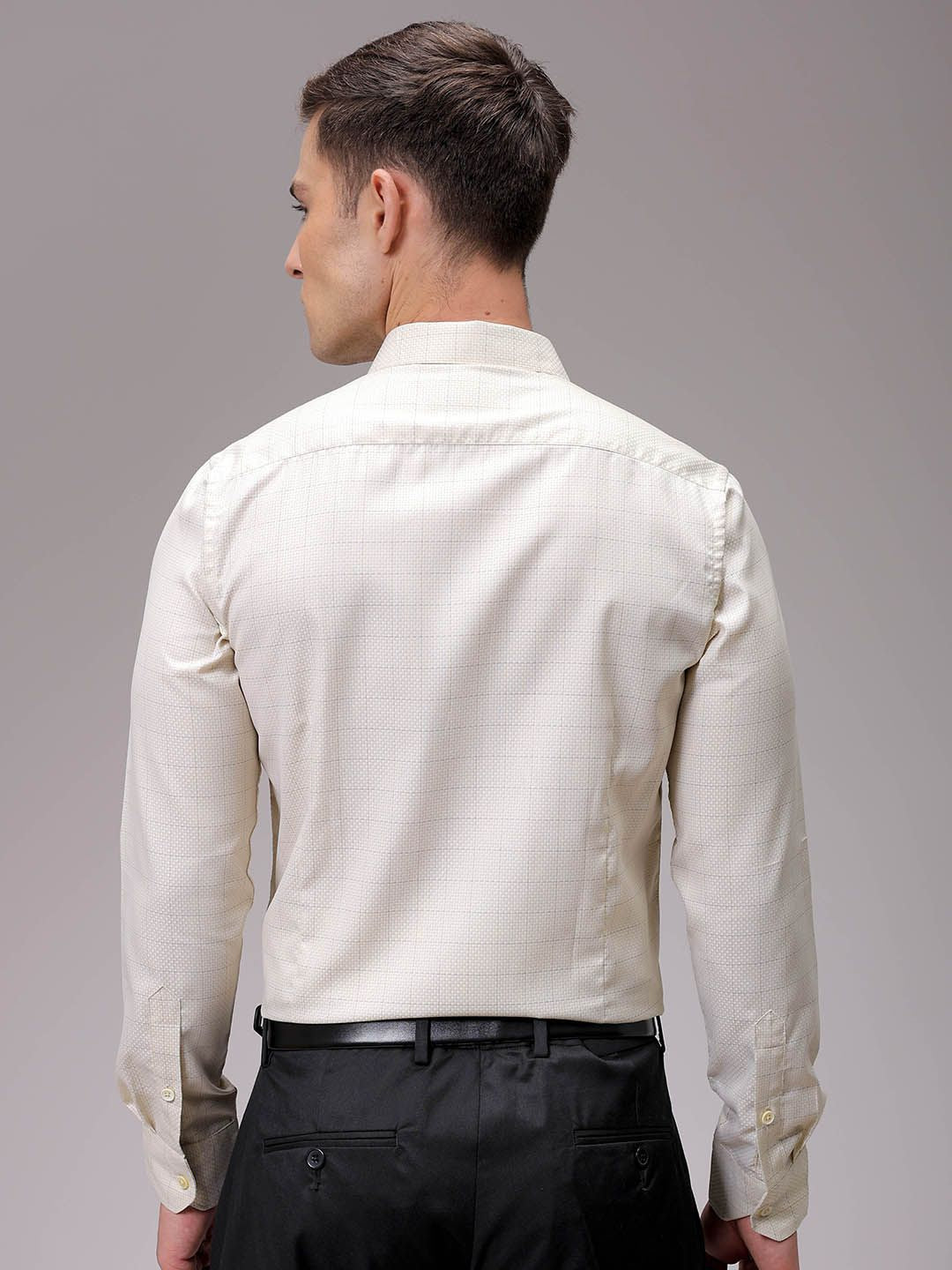 The Indian Garage Co. X Luxe Men Slim Fit Opaque Checked Formal Shirt