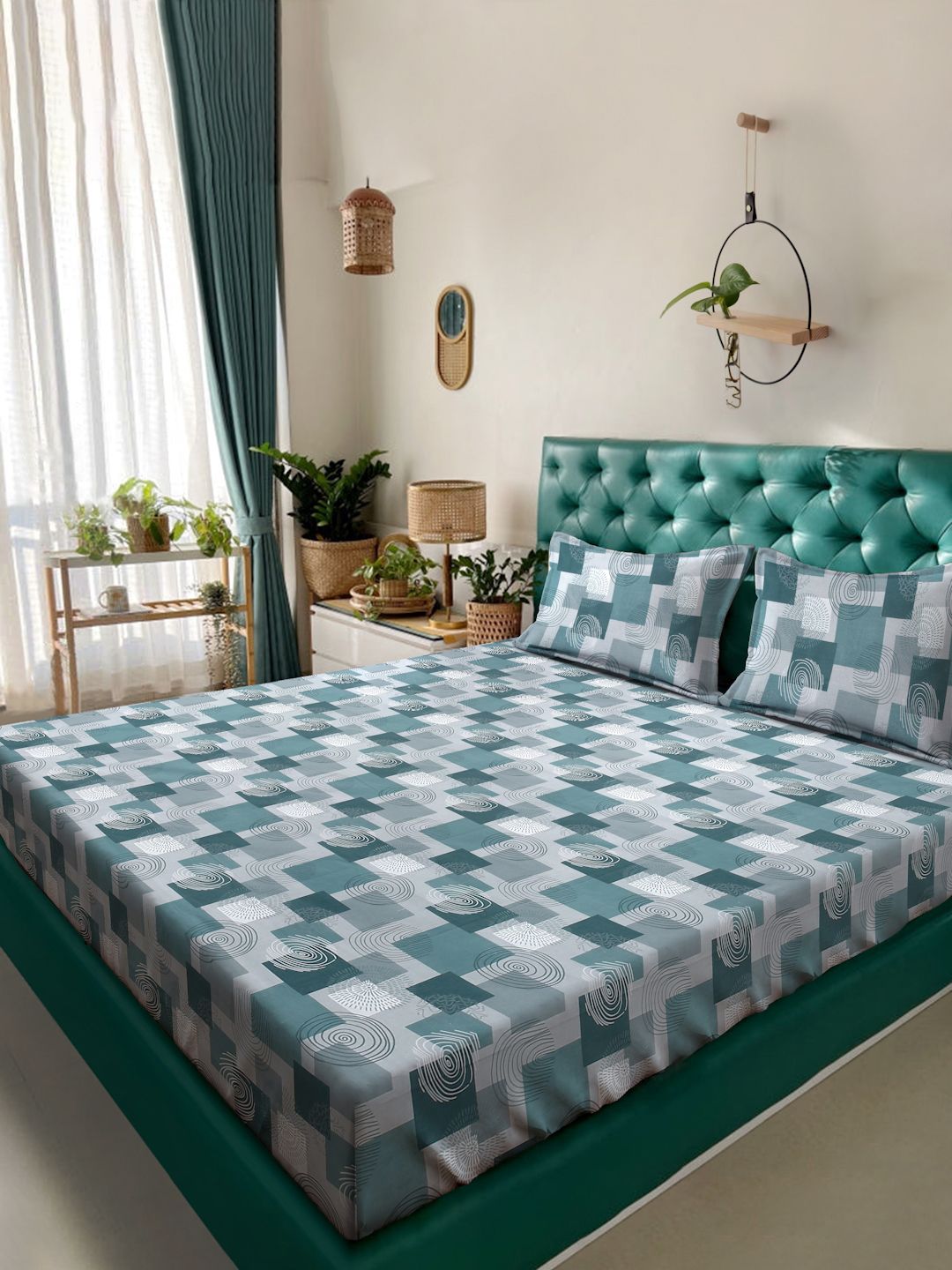 Myntra Elegant Homes Green Geometric Pure Cotton 400 TC King Bedsheet Set-2.5mX2.25m