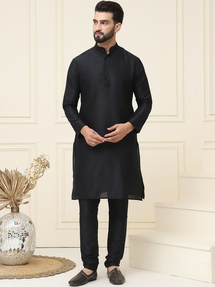SOJANYA Mandarin Collar Silk Cotton Straight Kurta with Churidar