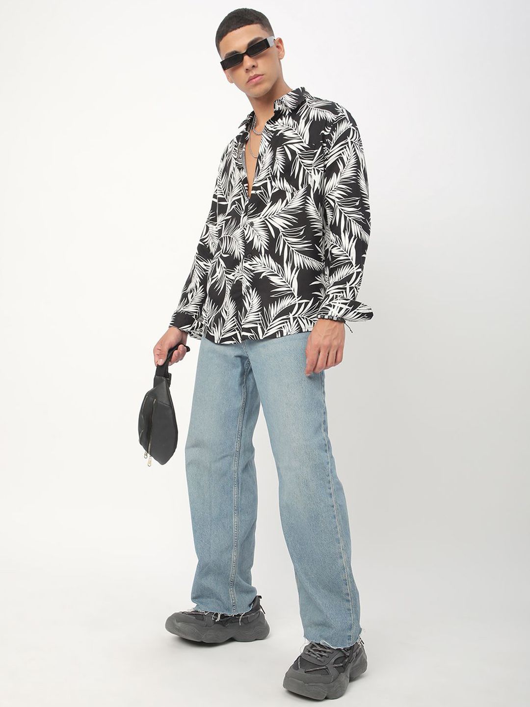 VASTRADO Men Classic Slim Fit Floral Printed Casual Shirt