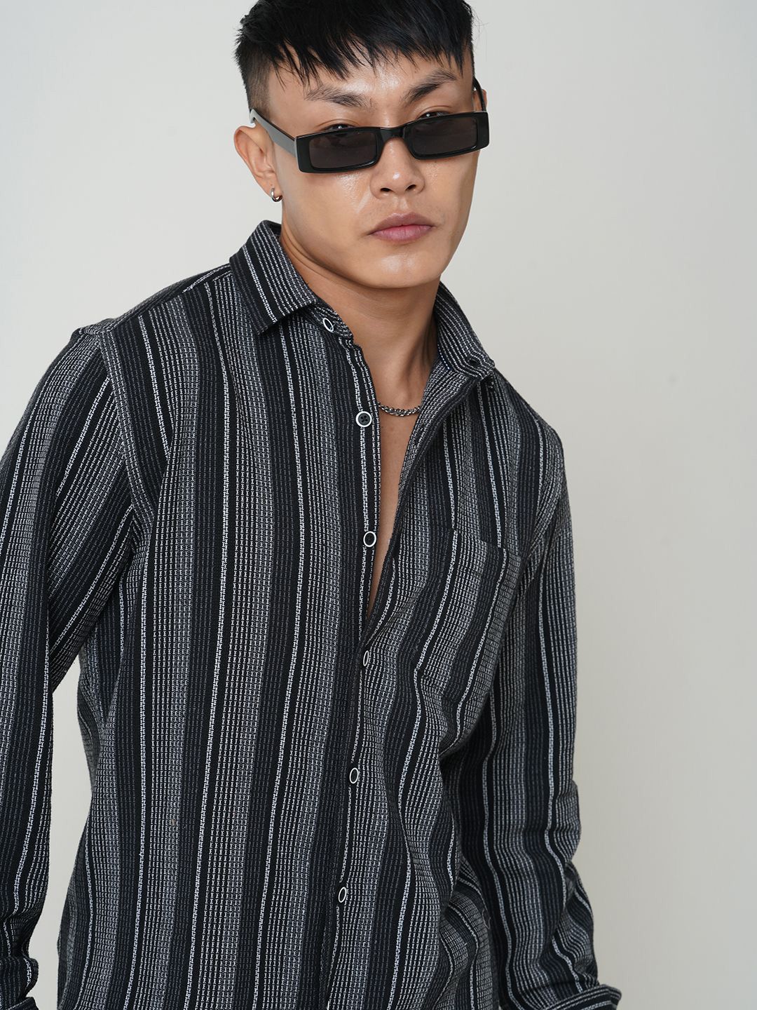 VASTRADO Men Classic Spread Collar Vertical Striped Cotton Slim Fit Casual Shirt