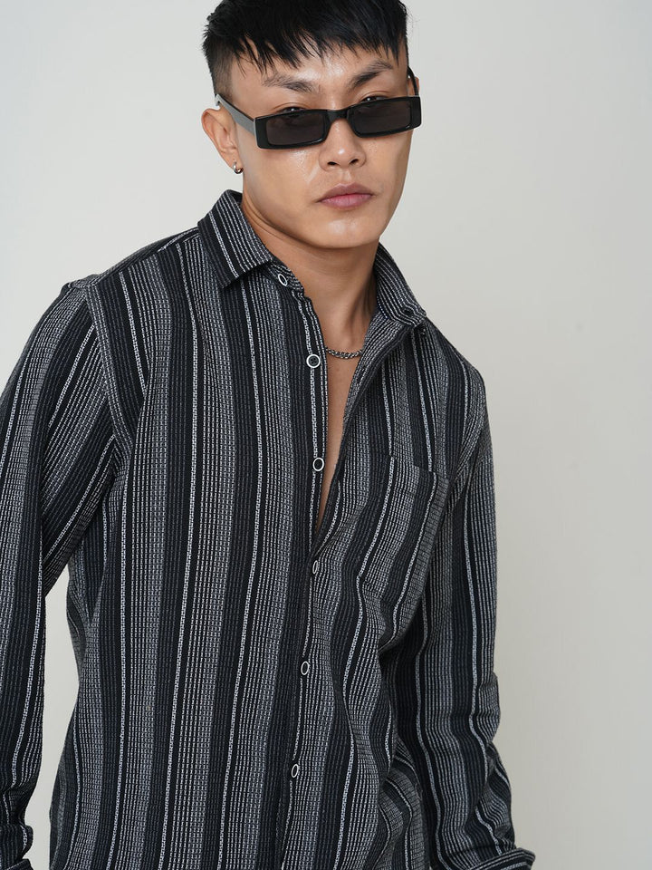 VASTRADO Men Classic Spread Collar Vertical Striped Cotton Slim Fit Casual Shirt