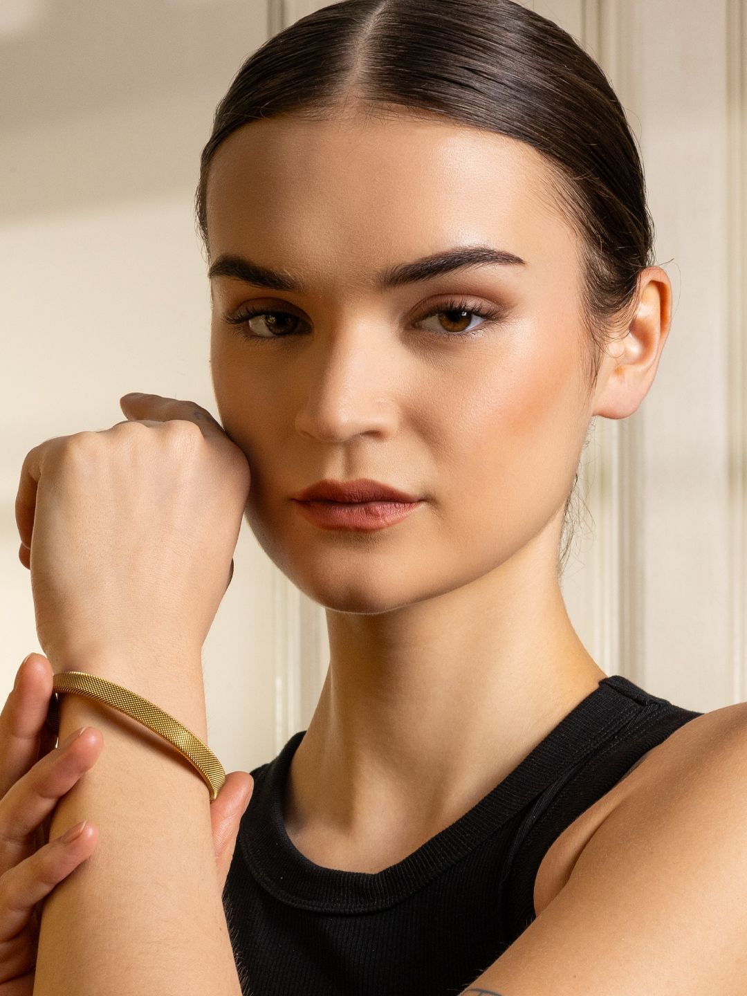 VOGUE PANASH Wanita Brass Gold-plated Bangle-Style Bracelet