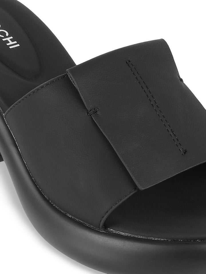 Mochi Textured Block Sandals
