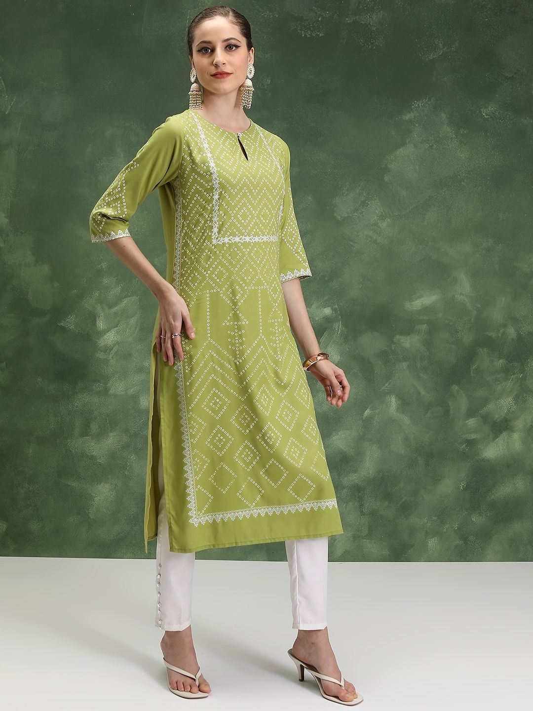 Vishudh Ethnic Motifs Printed Cotton Round Neck Straight Kurta