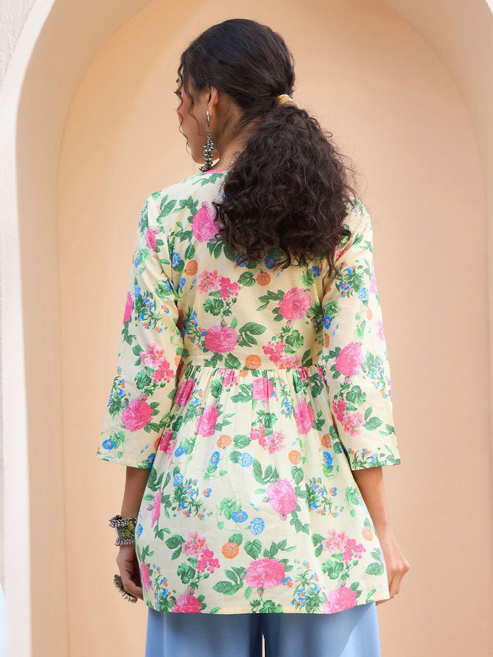 Shae by SASSAFRAS Floral Printed V-Neck Patchwork Pure Cotton Patchwork Kurti