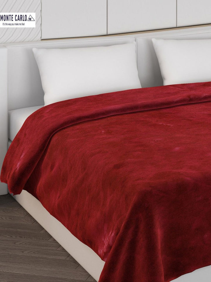 Monte Carlo Red Heavy Winter Double Bed Blanket