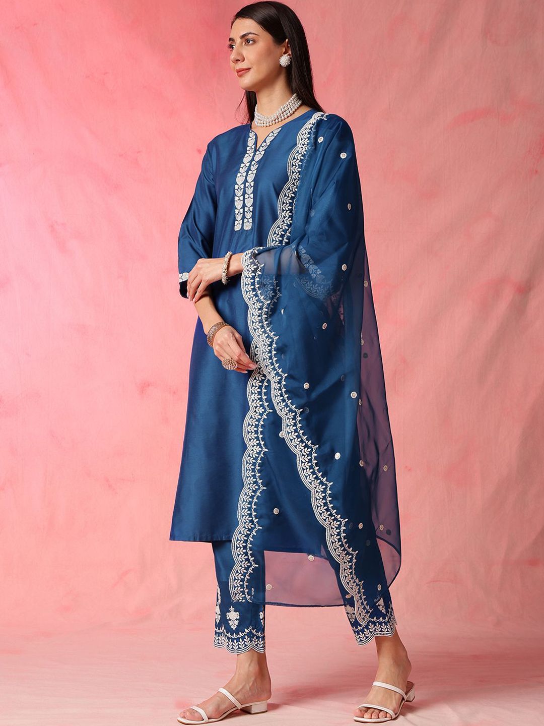 Anouk Blue Floral Embroidered Sweetheart Neck Straight Kurta With Trousers & Dupatta