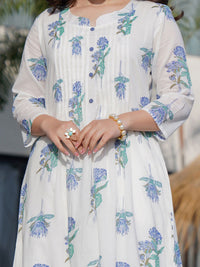 Indo Era Floral Printed Round Neck Panelled A-Line Pure Cotton Kurta With Trousers