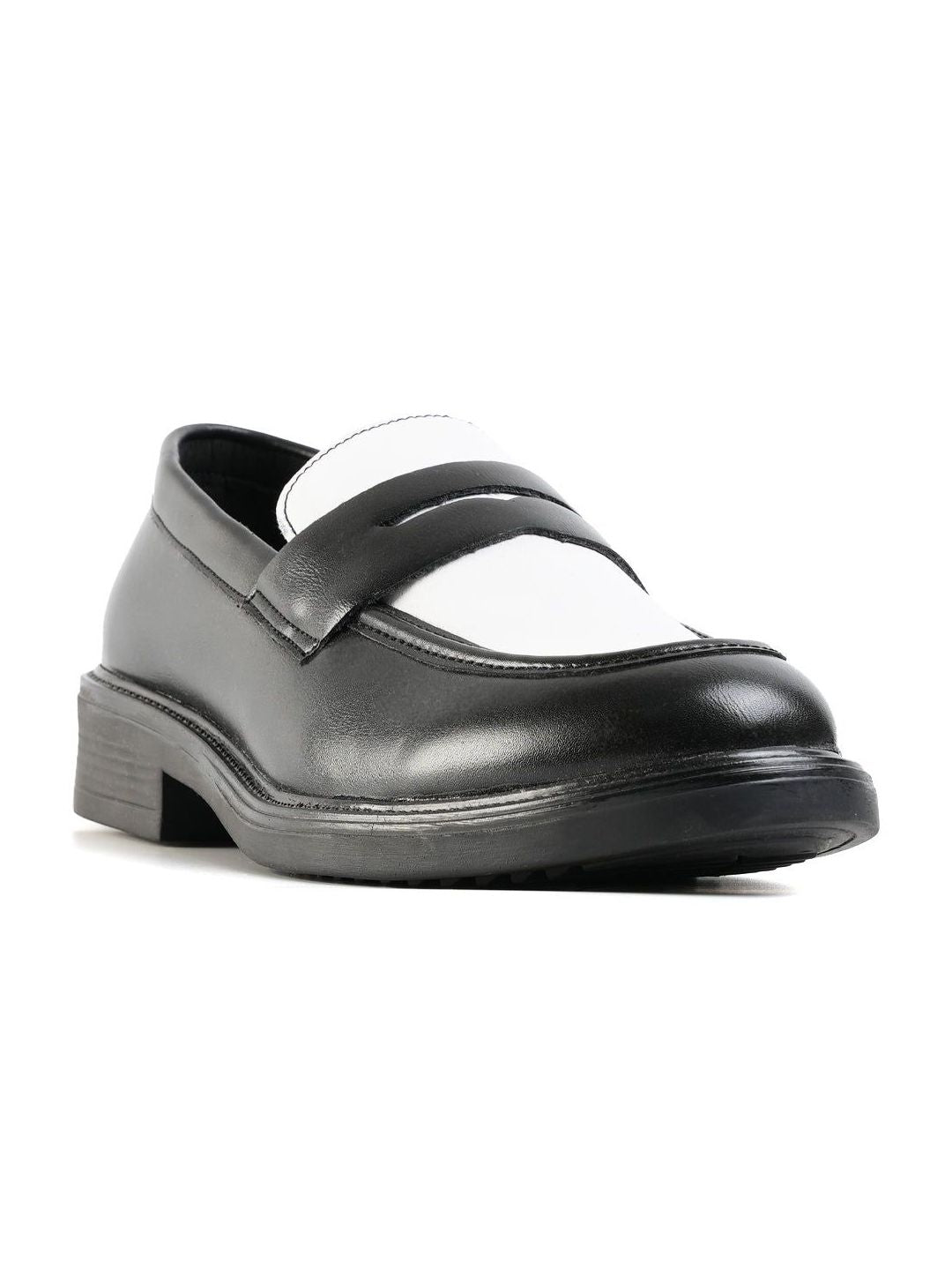 MONKSTORY Cosmopolitan Contrast Penny Loafers  - Black/White