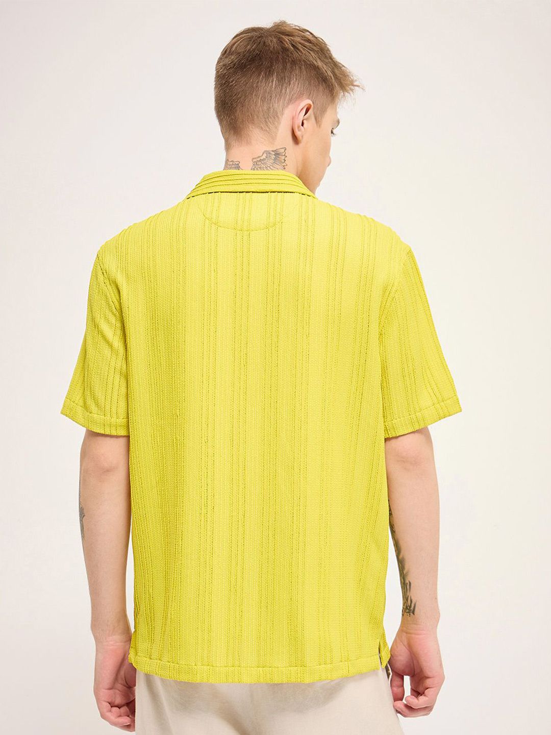 THE BEAR HOUSE Men Cuban Collar Vertical Striped Casual Shirt