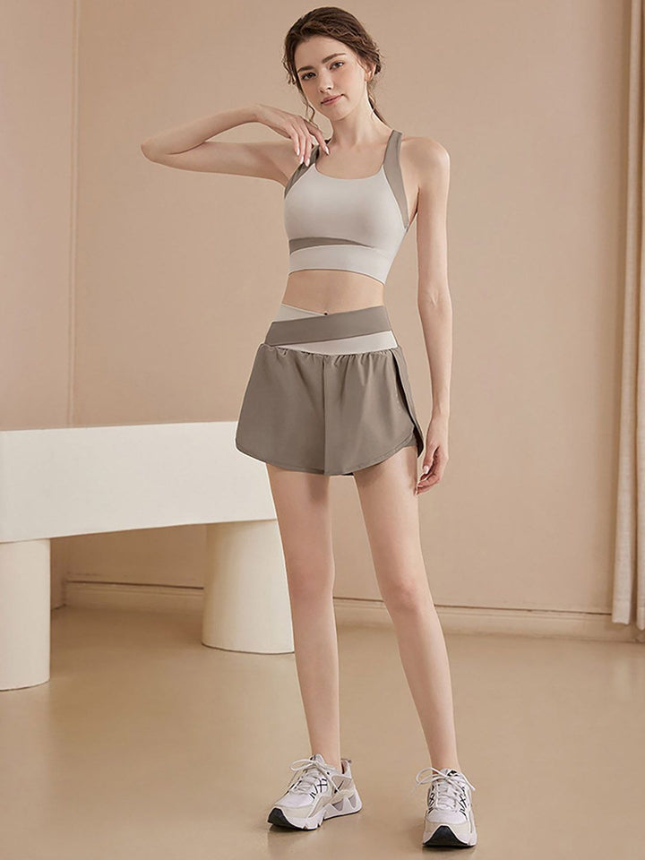 HRX oleh Hrithik Roshan Bulat Leher Top With Shorts Co-Ords