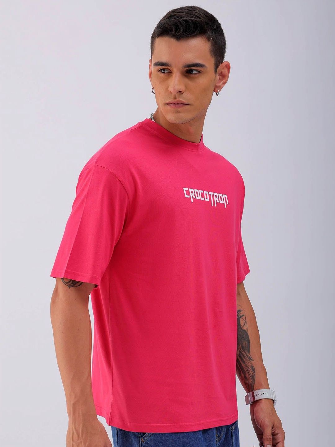 The Indian Garage Co Men Graphic Printed Round Neck Pure Cotton Relaxed Fit T-shirt