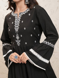 Vishudh Floral Embroidered Regular Thread Work Pure Cotton Kurta with Palazzos