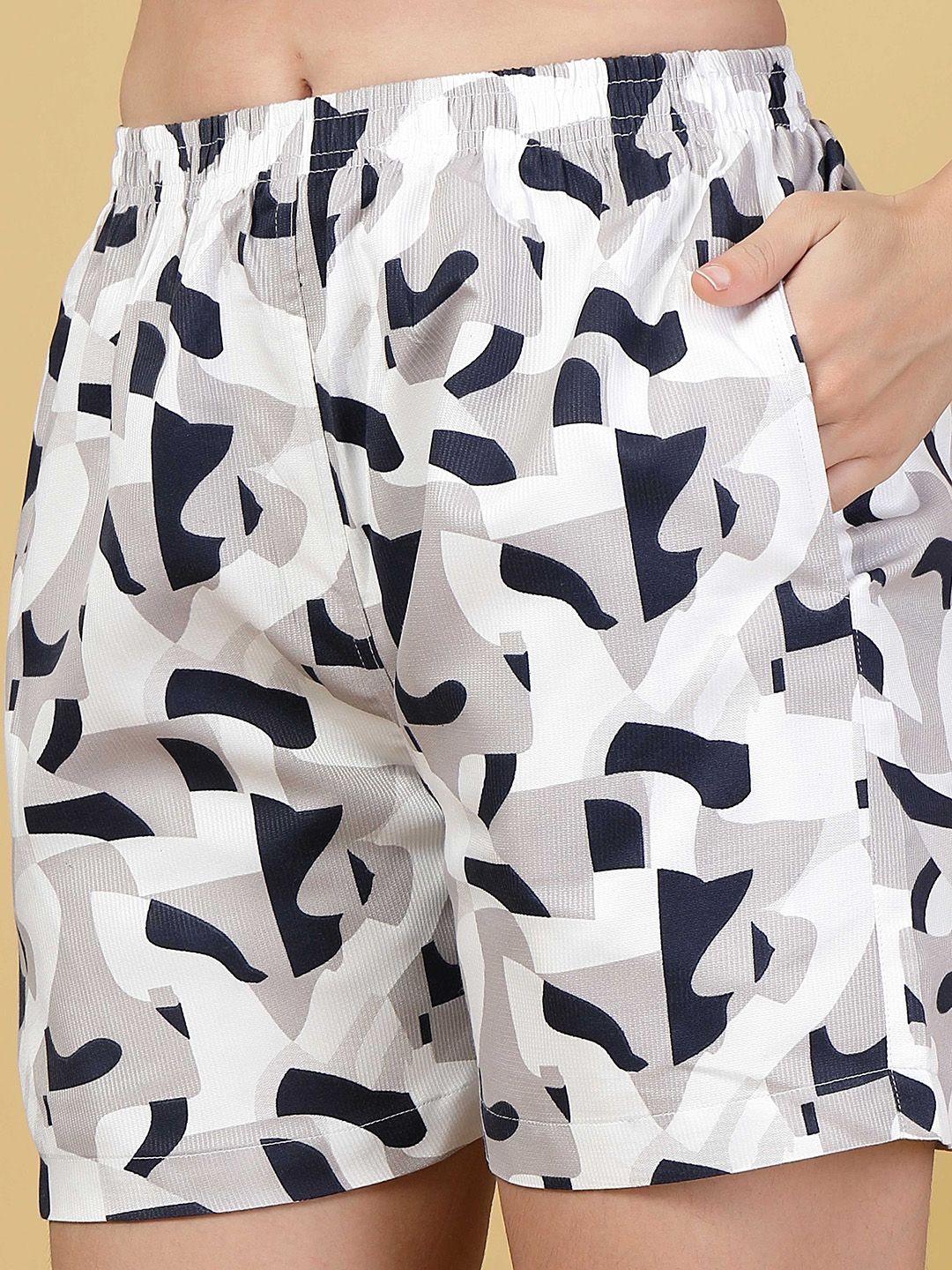 KLOTTHE Women Printed Night suit