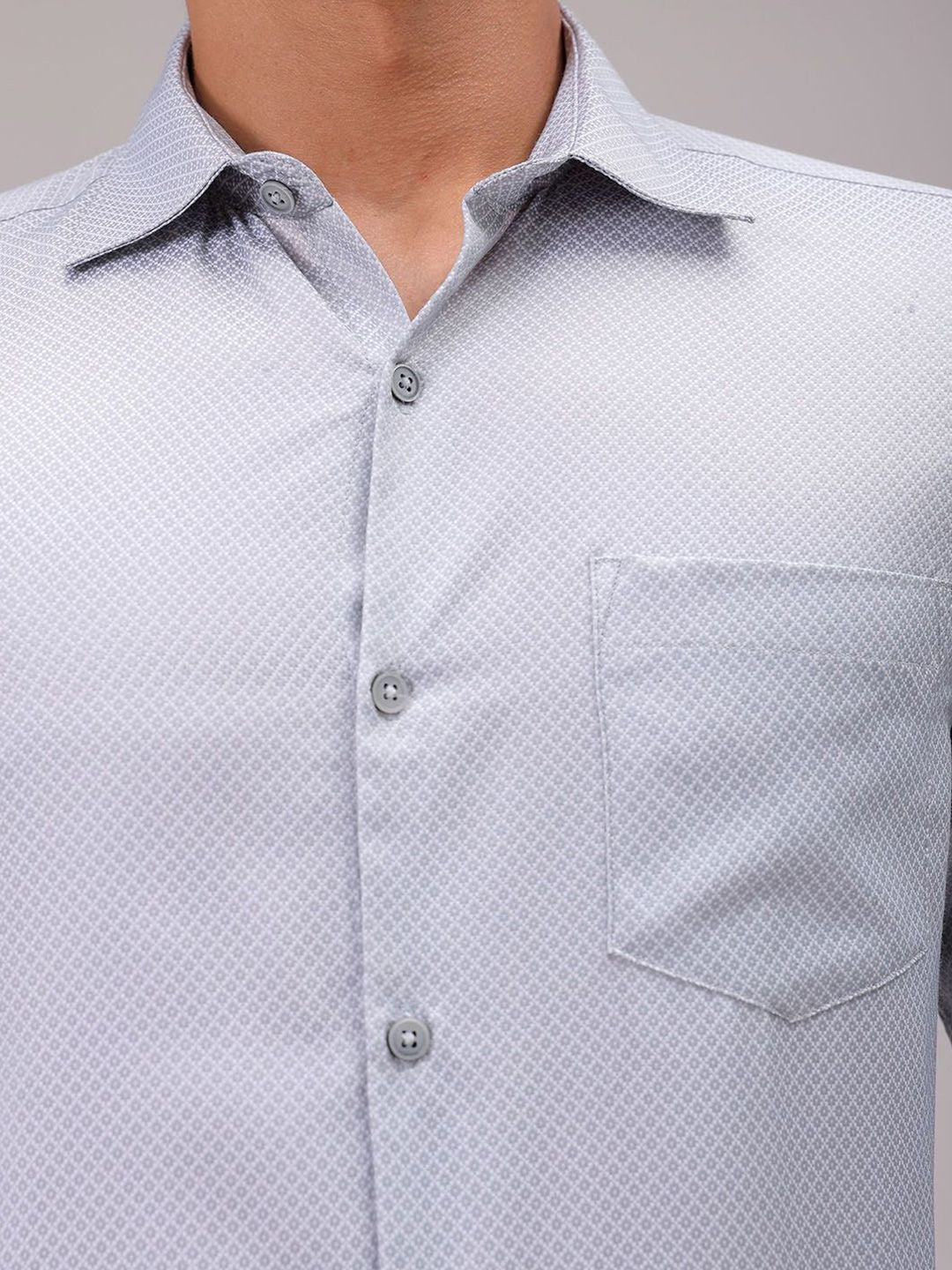 The Indian Garage Co. X Luxe Men Cutaway Collar Solid Slim Fit Formal Shirt