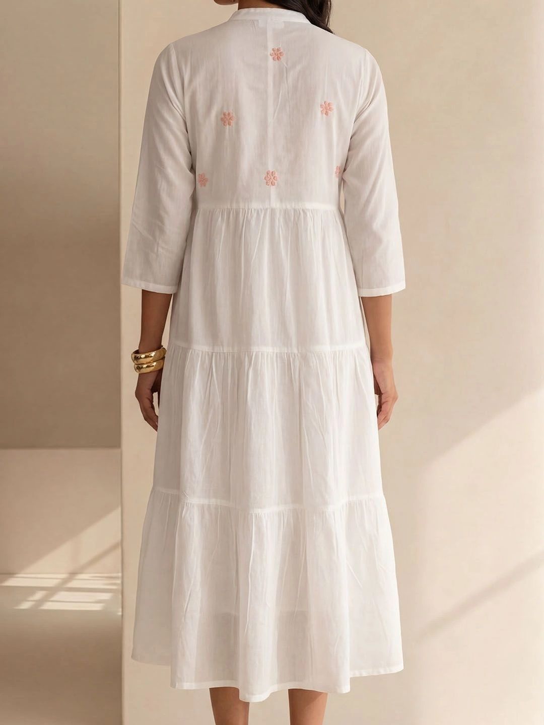 Pakaian Midi A-Line Bersulam Bunga Rumah Chikankari