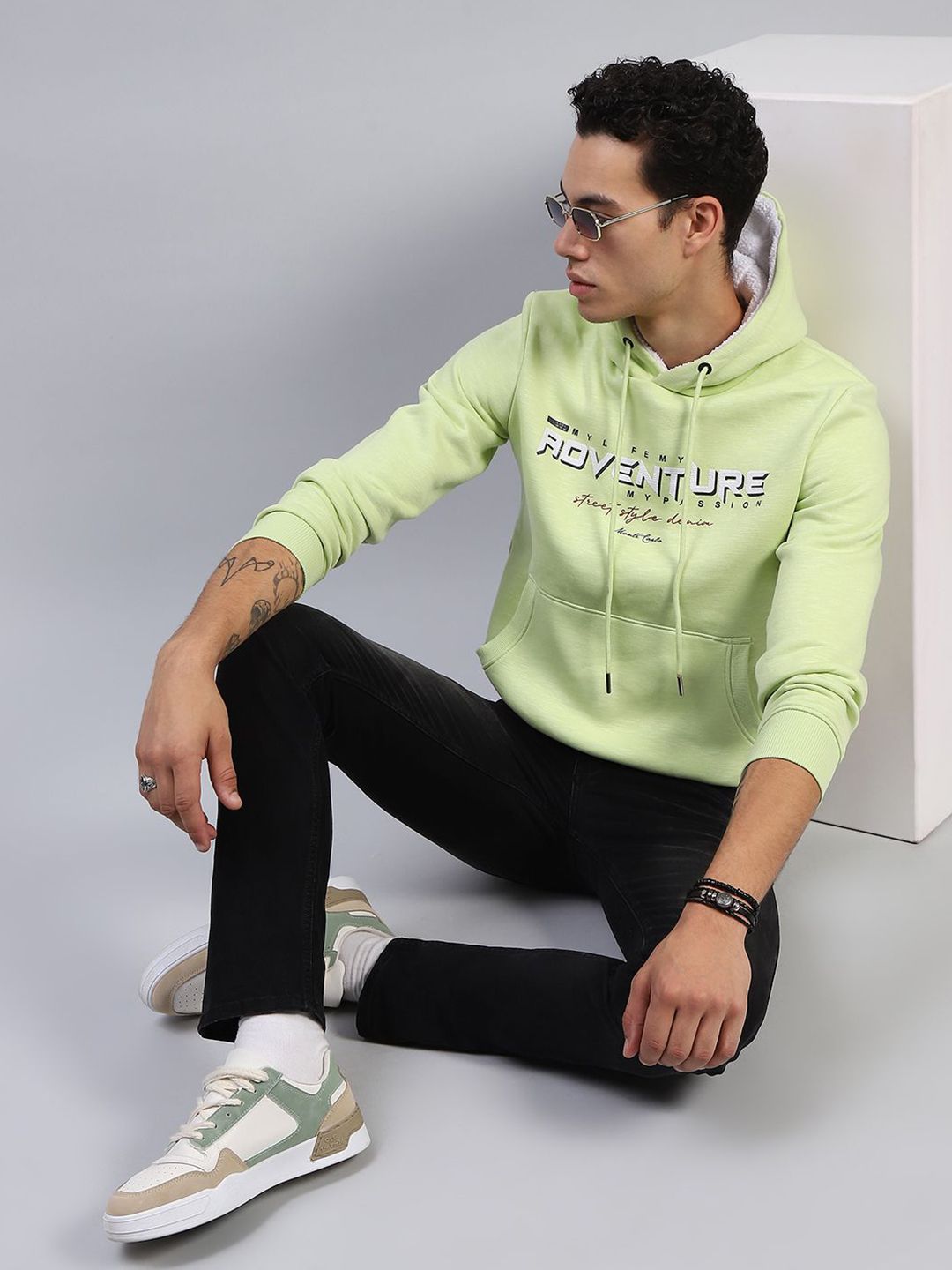 Monte Carlo Men Printed Solid Sweatshirt