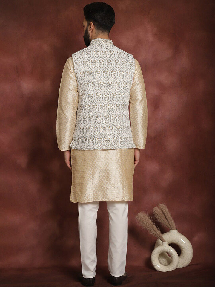 Anouk Ethnic motifs embroidered Mandarin Collar Long Sleeves Kurta Set