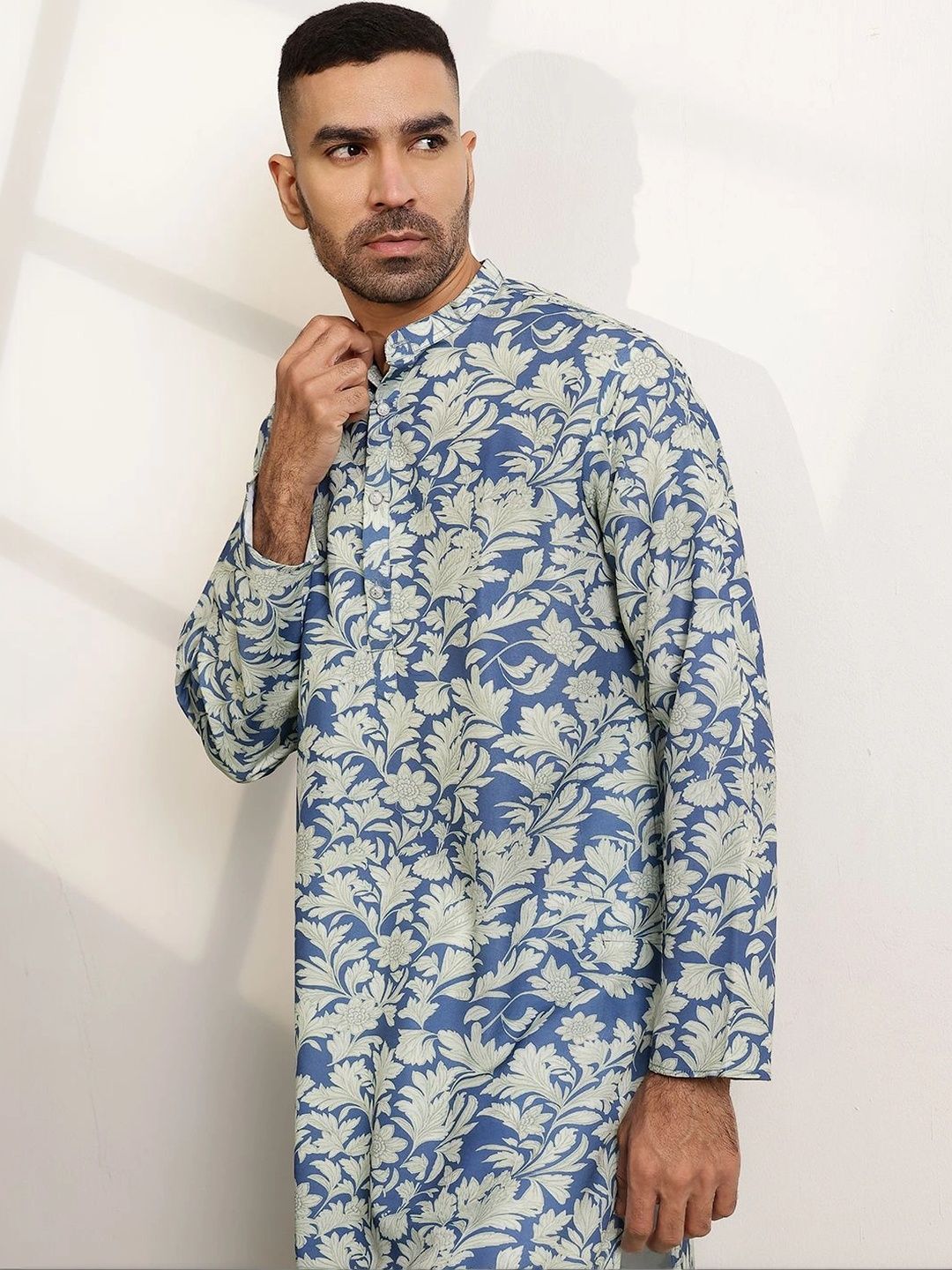 Anouk Men Floral Printed Kurta Biasa dengan Seluar