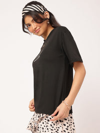 DressBerry Timeless Classic Printed T-shirt