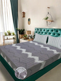 KLOTTHE Blue Geometric 300 TC King Bedsheet with 2 Pillow Covers