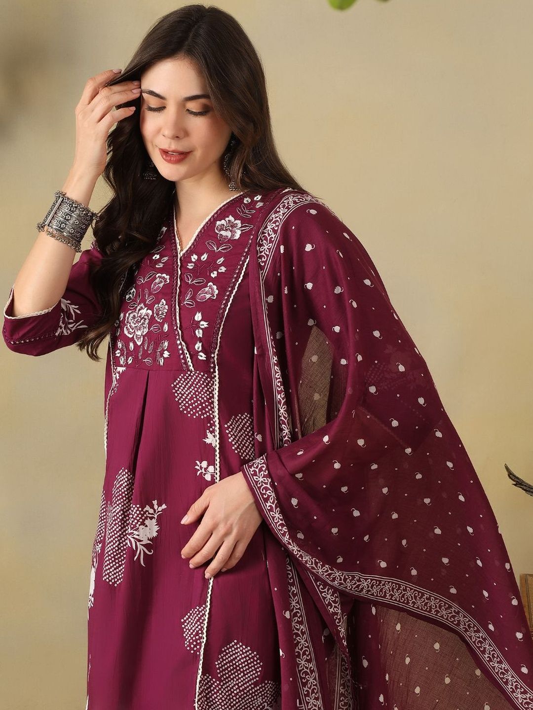 Mamicha Women Floral Printed Angrakha Thread Work Pure Cotton Kurta with Trousers & With Dupatta