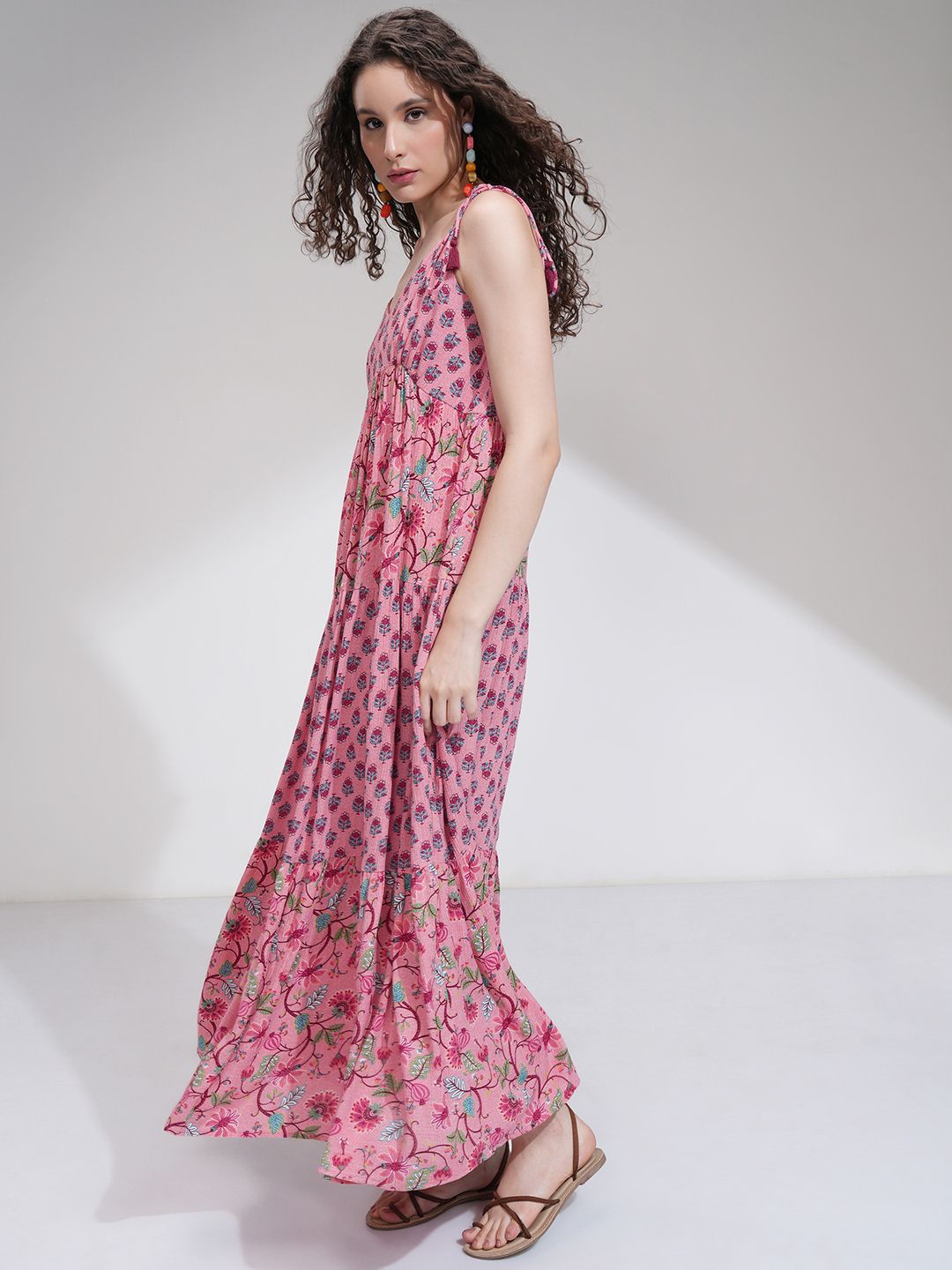 Vishudh Women Printed Maxi Dress