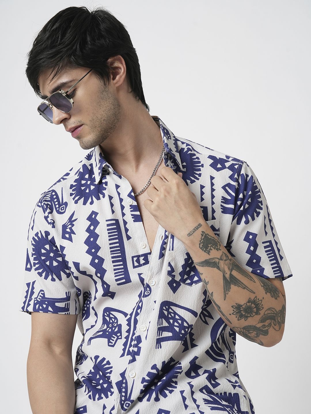 VASTRADO Men Classic Cutaway Collar Abstract Printed Slim Fit Casual Shirt