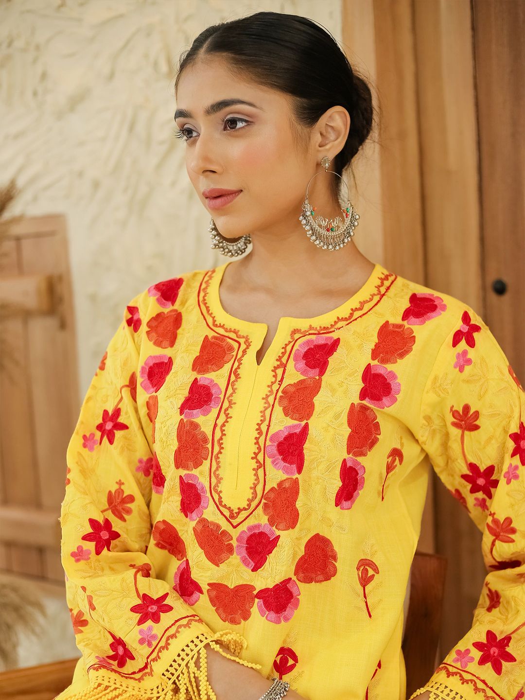HOUSE OF KARI Falak Kashmiri Embroidered Flared Sleeves Thread Work Cotton Straight Kurta