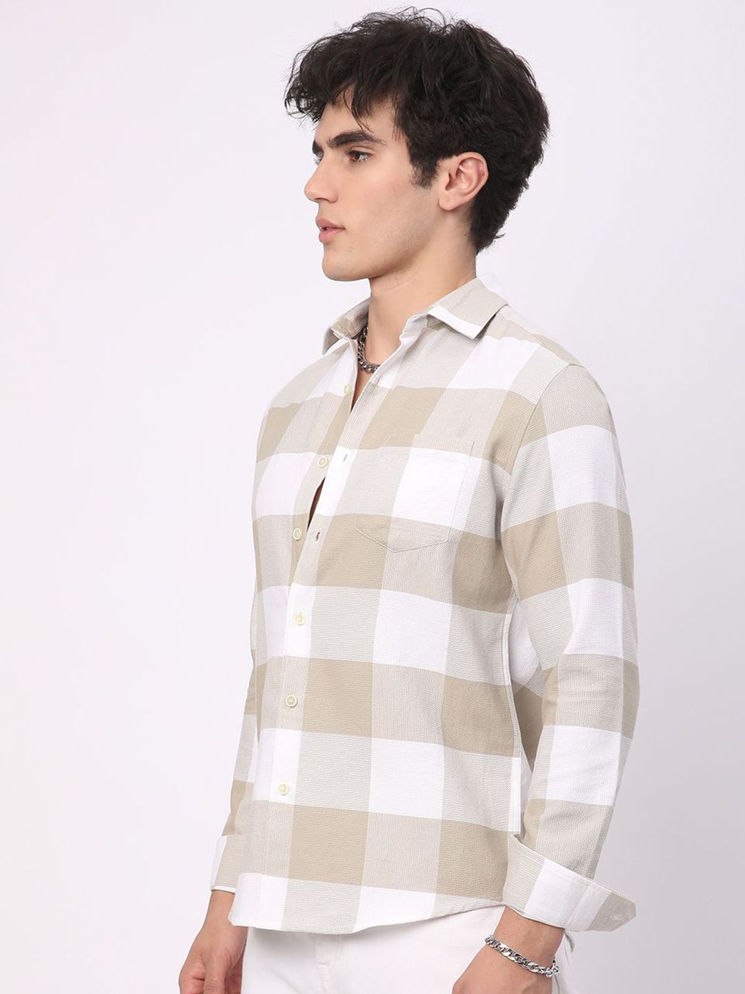 VASTRADO Men Classic Slim Fit Opaque Checked Casual Shirt