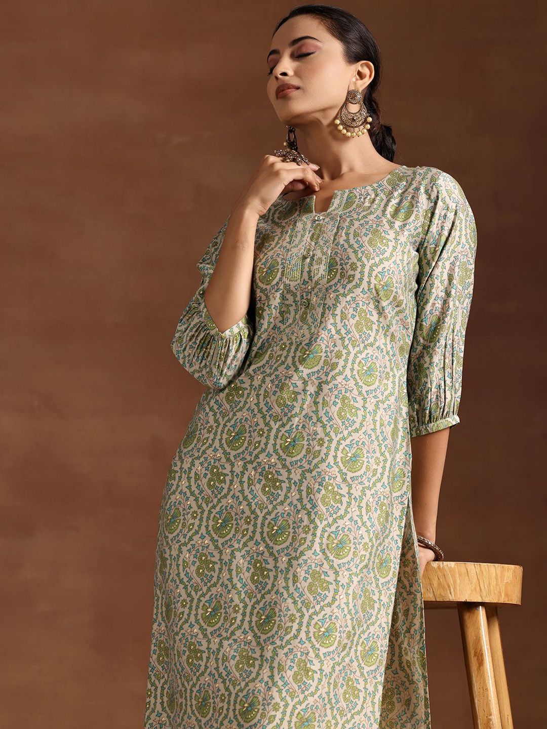 Libas Floral Printed Puff Sleeves Straight Kurta