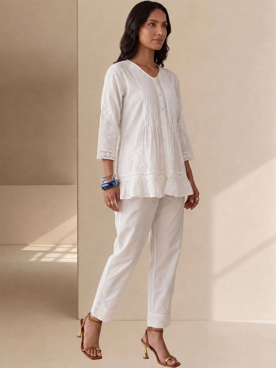 House of Chikankari Women Straight Casual Shirt