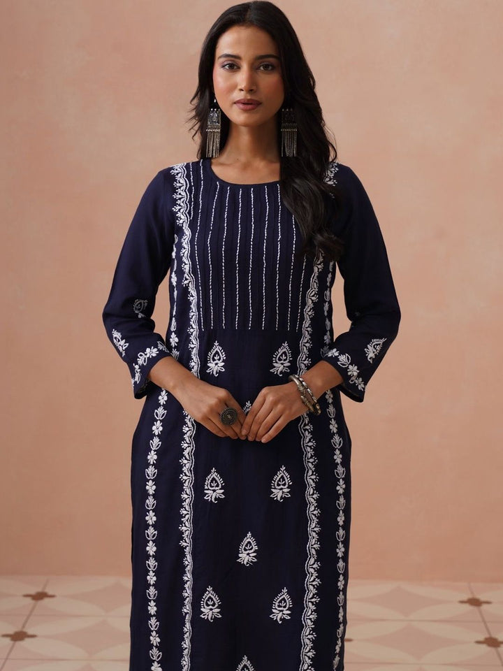 House of Chikankari Women Embroidered Thread Work Kurta