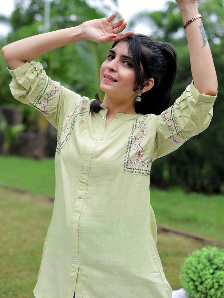 KALINI Ethnic Motifs Embroidered Kurti